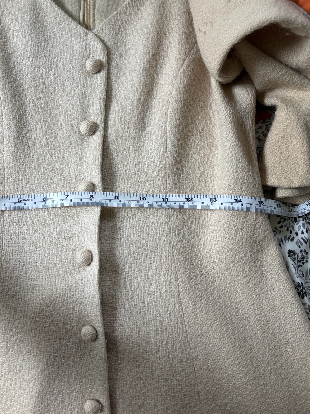 Vintage wool Alison Ayres bell sleeve dress beige cream M vintage 12 modern 8 - Picture 3 of 11